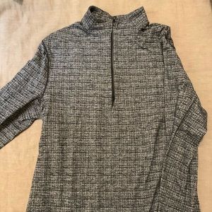 Lululemon men’s athletic pullover